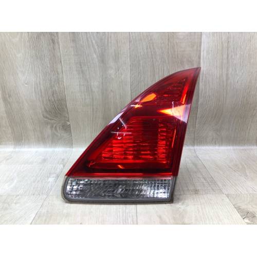 Фонарь внутренний прав. TOYOTA VENZA 09-16