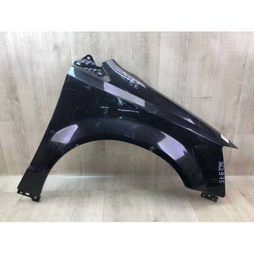 Крыло переднее прав. CHRYSLER TOWN & COUNTRY (RT)