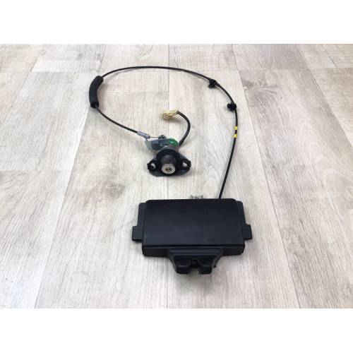 Замок крышки багажника LEXUS HS250H (ANF10) 09-12