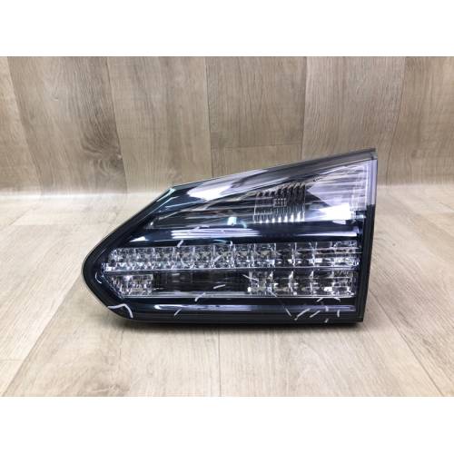 Фонарь внутренний прав. LEXUS HS250H (ANF10) 09-12