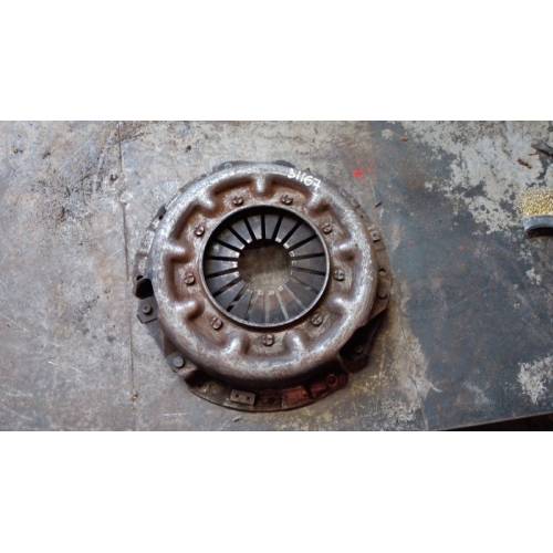 Корзина сцепления NISSAN URVAN 86-01