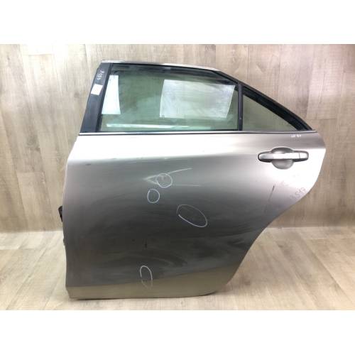 Двері задн. лів. TOYOTA CAMRY 55 14-17