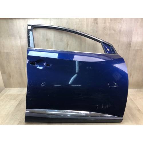 Двері передн. прав. NISSAN MURANO Z52 14-