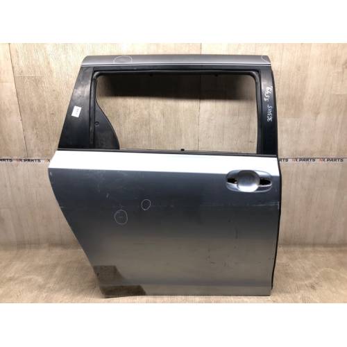 Дверь боковая сдвижная задн. прав. TOYOTA SIENNA 11-16