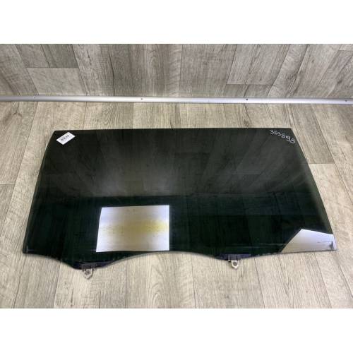Стекло двери задн. прав. TOYOTA SIENNA 11-16