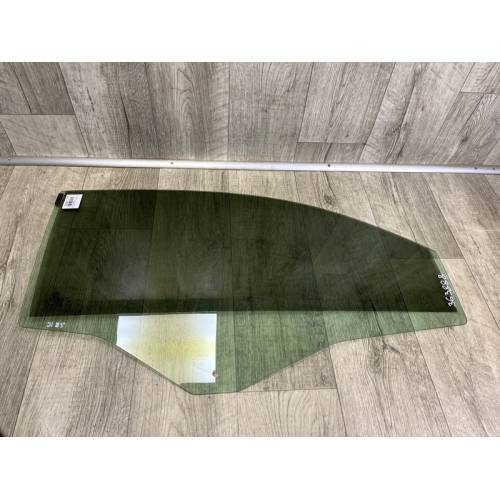 Стекло двери передн. прав. FIAT 500 (312/FF) 07-19