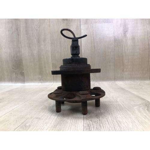 Ступица задн. TOYOTA PRIUS - 30 09-17