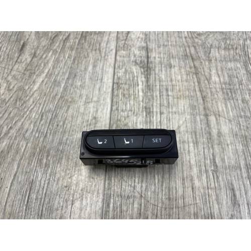 Блок кнопок памяти сидений передн. лев. INFINITI QX50 18-