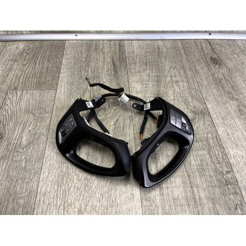 Кнопки на руль HYUNDAI TUCSON LM 09-15