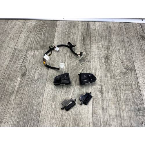 Кнопки на руль HYUNDAI ACCENT RB 10-