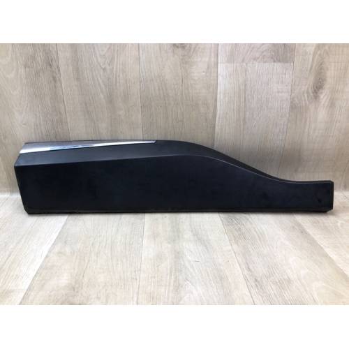 Накладка двері задн. лів. NISSAN MURANO Z52 14-