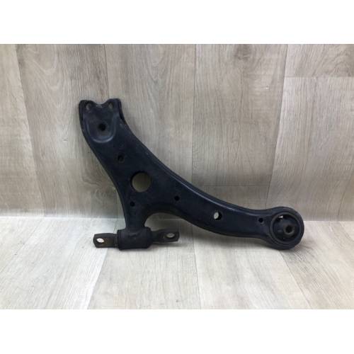 Рычаг передней подвески нижний лев. LEXUS ES350 06-12