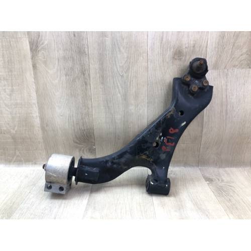 Рычаг передней подвески нижний прав. CHEVROLET EQUINOX 09-17