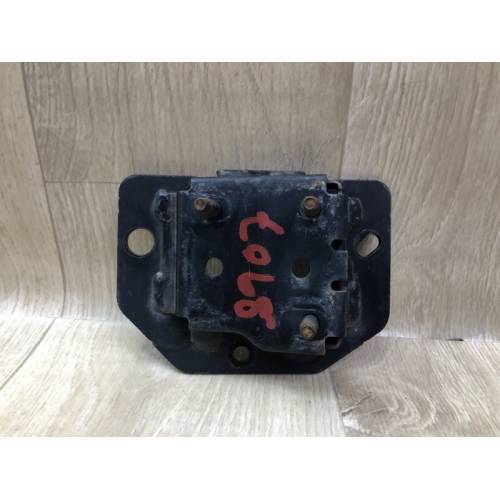 Кронштейн усилителя заднего бампера лев. NISSAN MURANO Z51 07-14