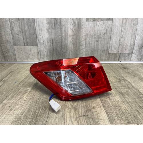 Фонарь наружный задн. лев. LEXUS ES350 06-12