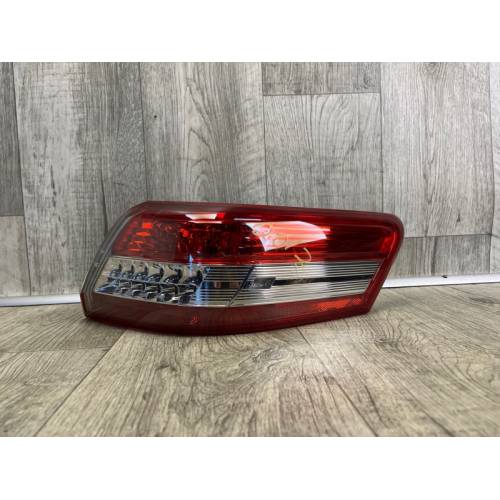 Фонарь наружный задн. прав. TOYOTA CAMRY 40 06-11