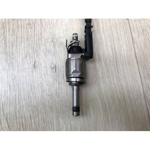 Форсунка топливная VOLVO S60 13-18