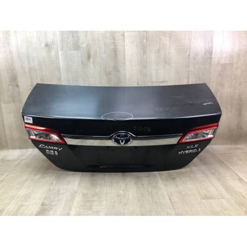 Кришка багажника TOYOTA CAMRY 50 12-15