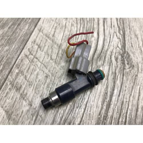 Форсунка топливная MITSUBISHI GALANT 03-12