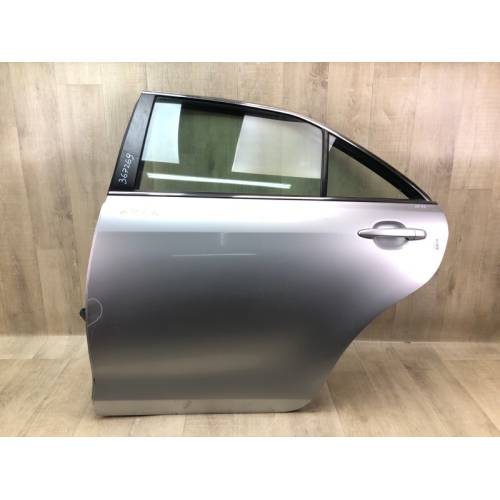 Двері задн. лів. TOYOTA CAMRY 40 06-11