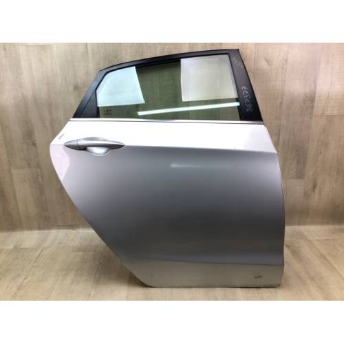 Двері задн. прав. HYUNDAI ELANTRA GD 12-17