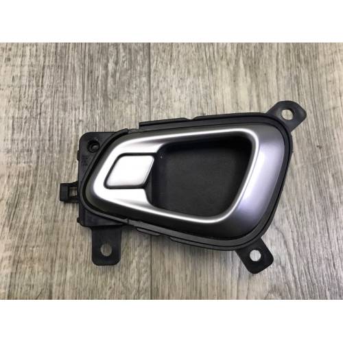 Ручка двери внутренняя передн. лев. KIA SOUL SK3 19-