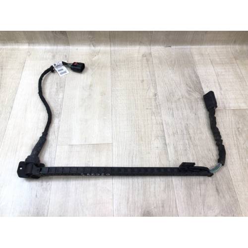 Проводка двери задн. лев. CHRYSLER PACIFICA 16-20