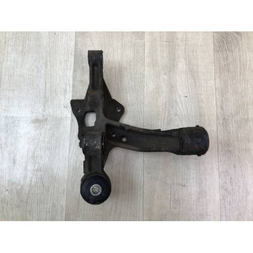 Цапфа задн. прав. TOYOTA CAMRY 40 06-11