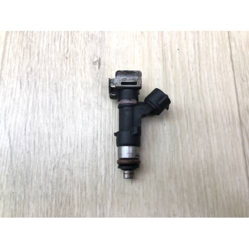 Форсунка топливная NISSAN QX56 / TITAN / ARMADA 04-16