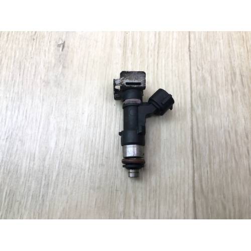 Форсунка топливная NISSAN QX56 / TITAN / ARMADA 04-16