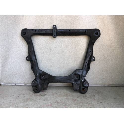 Балка передньої підвіски TOYOTA CAMRY 40 06-11