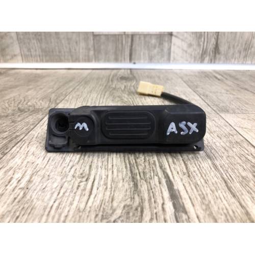 Кнопка открывания багажника наружная MITSUBISHI ASX / OUTLANDER SPORT 10-21