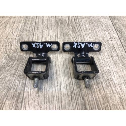 Петля кришки багажника MITSUBISHI ASX / OUTLANDER SPORT 10-21