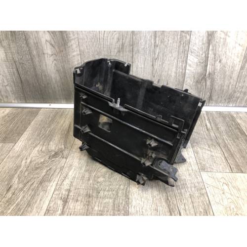 Полка аккумулятора MAZDA 3 BL 09-13