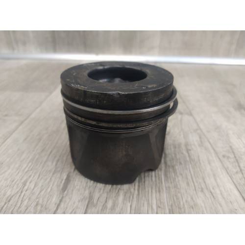 Поршень MERCEDES R-CLASS W251 05-13