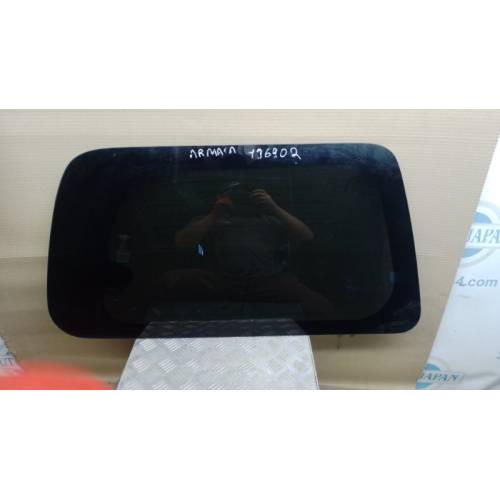 Скло у кузов задн. прав. NISSAN QX56 / TITAN / ARMADA 04-16