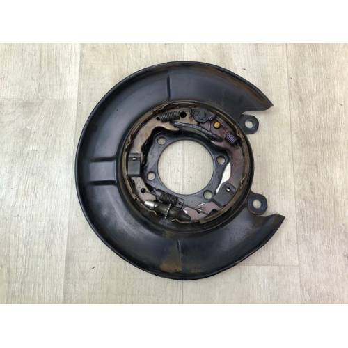 Тормозной механизм задн. лев. NISSAN JUKE 10-19